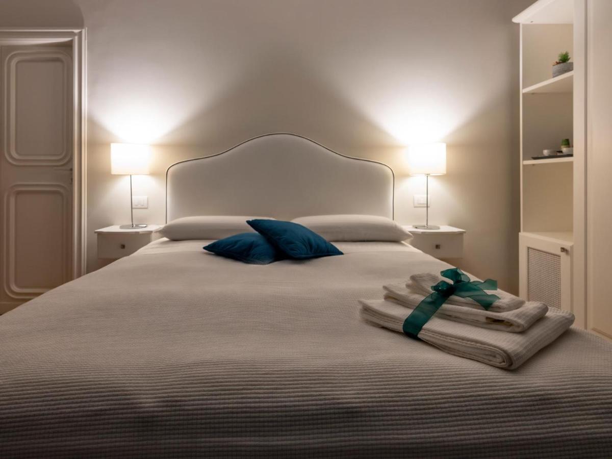 살레르노 Attico 195 B&B 외부 사진